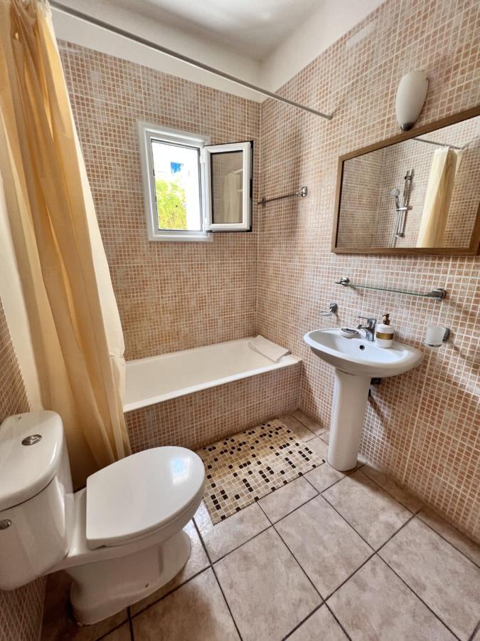 Pafia Sunbeach Townhouse *